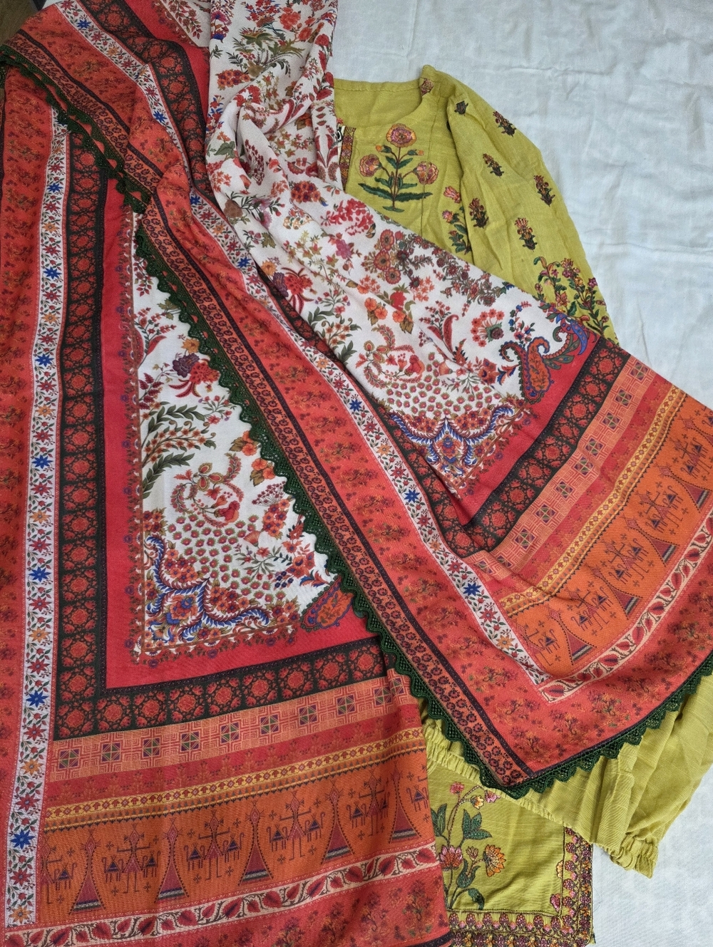 Hussain Rehar | Winter Shawl Khaddar 3 Piece Embroidered Suit - Picture 5 of 5